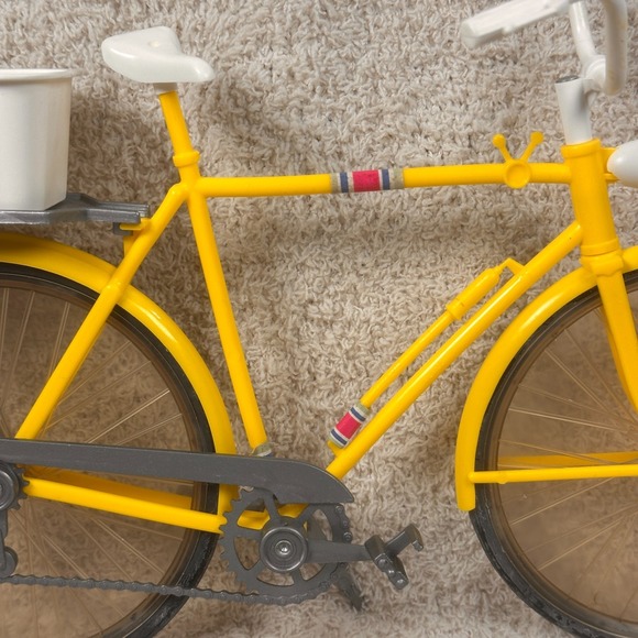 Vintage Mattel Barbie Yellow‎ 10 Speed Toy Bicycle #7777 Barbie Doll Accessory - Picture 8 of 11